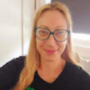 Meet your Posher, Marina